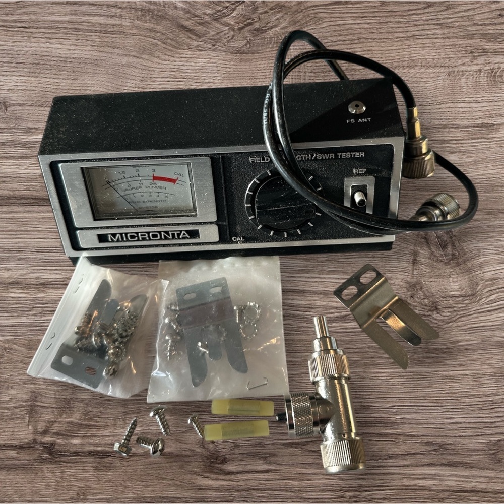 Micronta Field Strength and SWR Tester Meter Radio Shack 21-525B